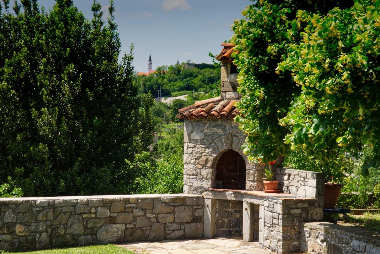 Apartma Kapitanovse Ajdovščina エクステリア 写真